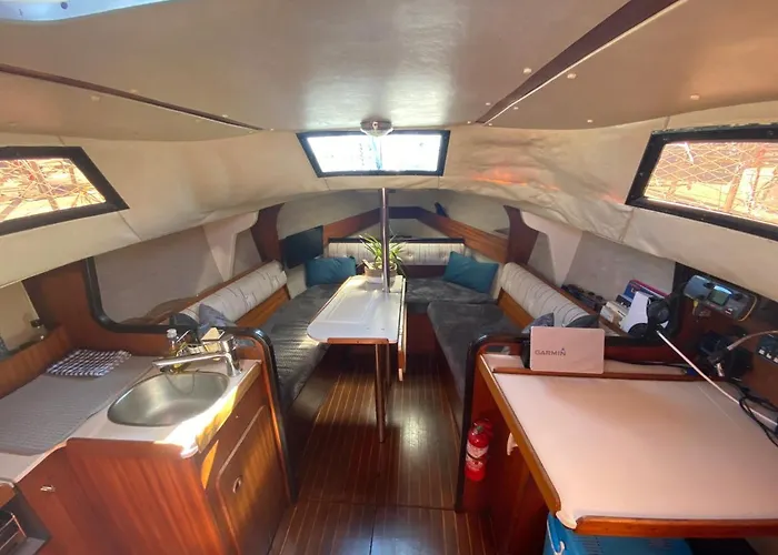 Mettre Les Voiles A * Довиль